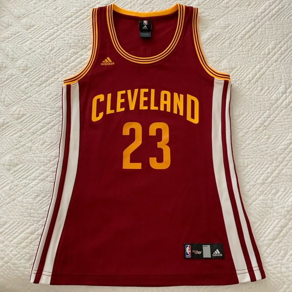 Lebron James Cavaliers NBA Jersey NWOT - Picture 6 of 6